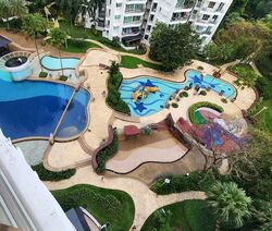 Cote D'Azur (D15), Condominium #566835011